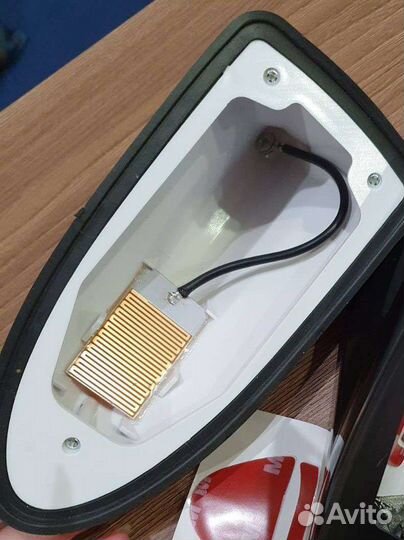 Автомобильная антенна Акулий плавник