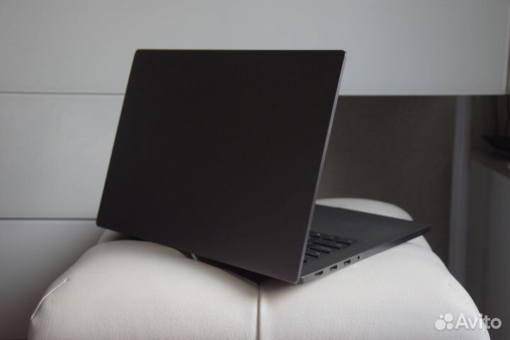 Ультрабук Xiaomi Mi Notebook Pro
