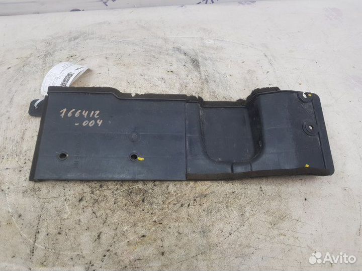 Дефлектор радиатора передний правый Kia Rio