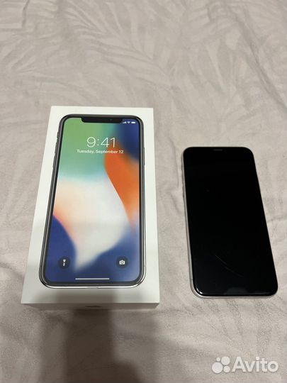 iPhone X, 64 ГБ