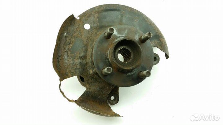 Ступица передняя правая Nissan Pulsar SN15 CD20