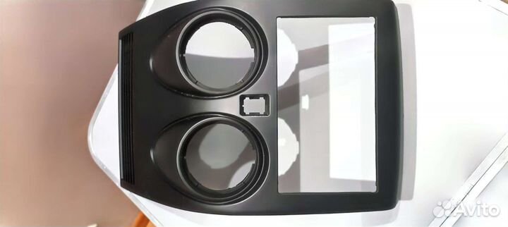 Рамка для магнитолы nissan