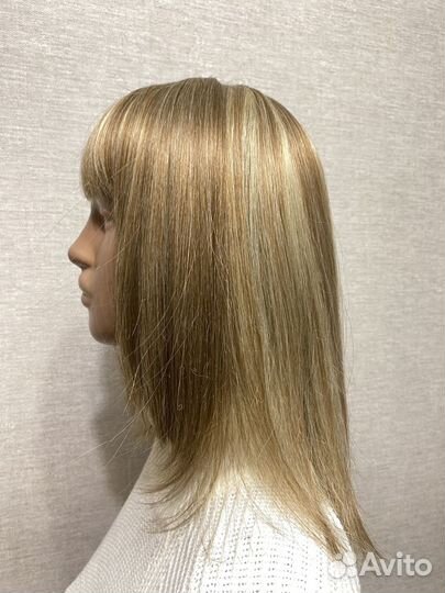 Парик из искусственных волос с челкой