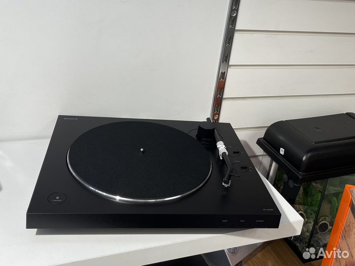 Виниловый проигрыватель Sony PS-LX310BT