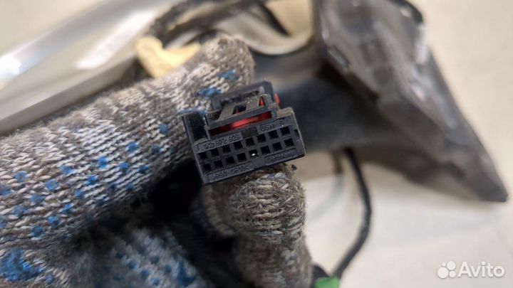 Зеркало боковое левое Volkswagen Jetta 5