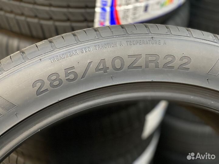 Kinforest KF550-UHP 285/40 R22 и 325/35 R22 110Y