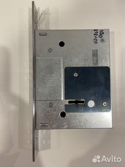 Замок дверной