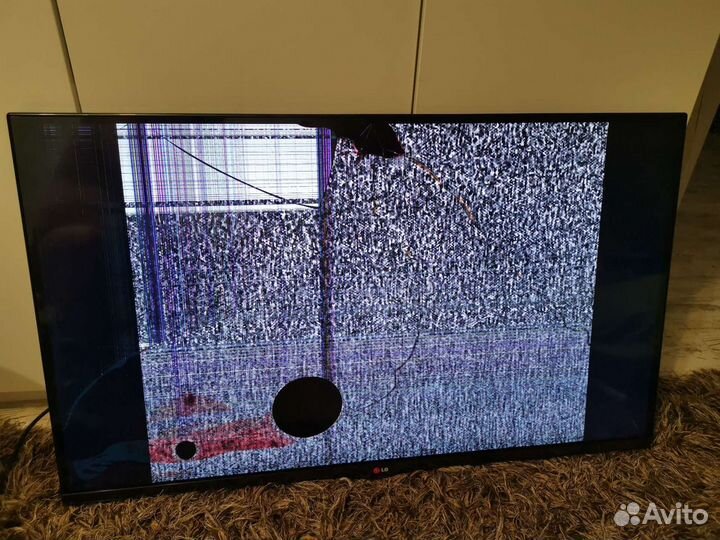 Телевизор на запчасти