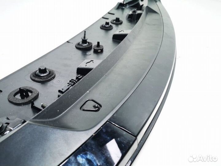 Дефлектор (обтекатель) кабины Land Rover рест