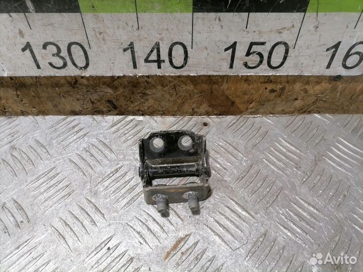 Петля багажника левая Mazda Cx7 2007-2012