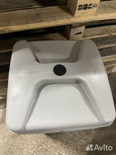 Солевой бак для смягчения воды на 70 литров