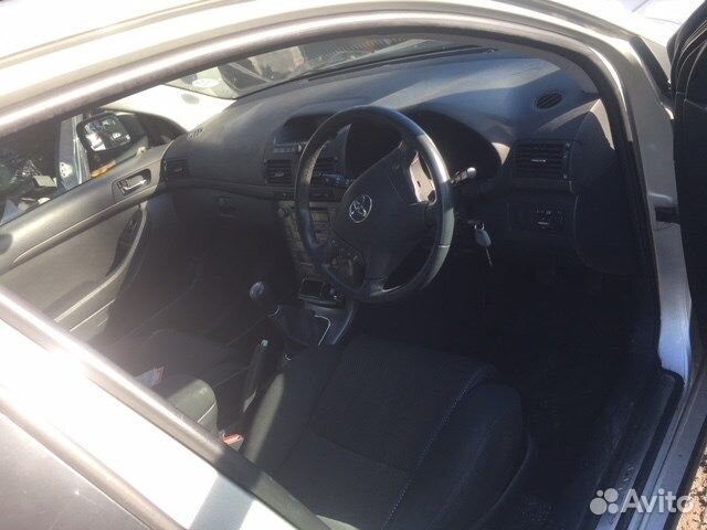 Разбор на запчасти Toyota Avensis 2