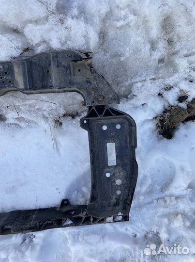 Панель передняя Kia Picanto 2011 (641011Y000)