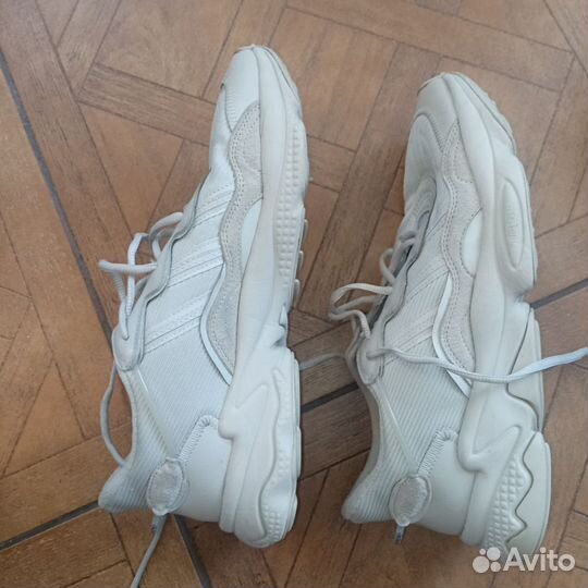 Новые Кроссовки Walkx.Adidas ozweego 43 размер