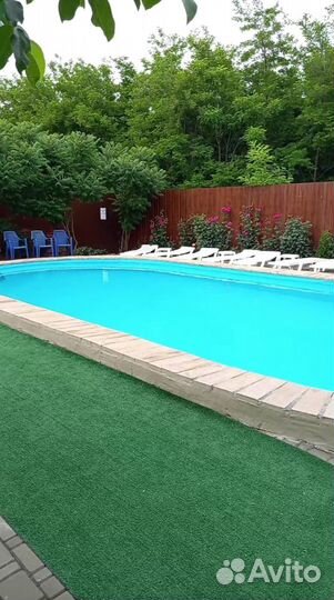 Отдых в беседках у теплого бассейна