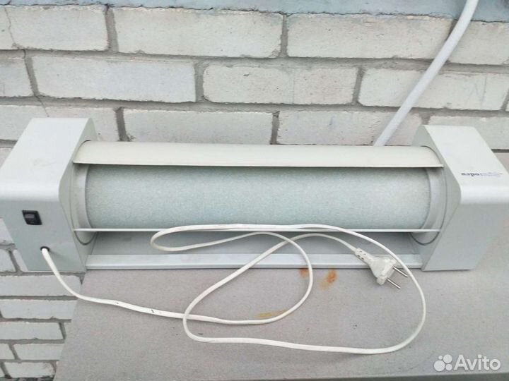 Очиститель и обеззаражеватель воздуха