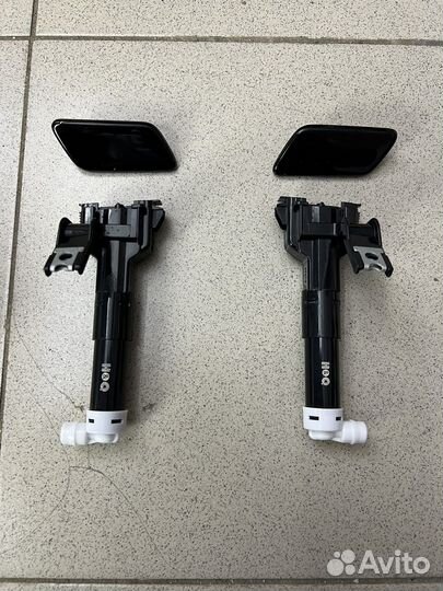 Форсунки омывателя фар Land Cruiser 200 12-15