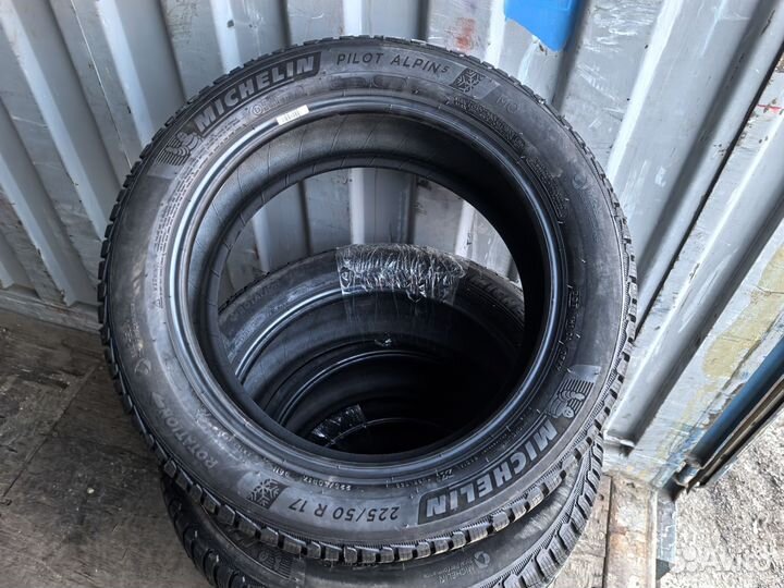 Michelin Pilot Alpin 5 225/50 R17 98H