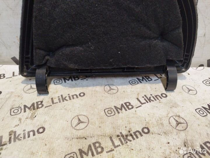 Крышка обшивка багажника правая Mercedes Gl X164