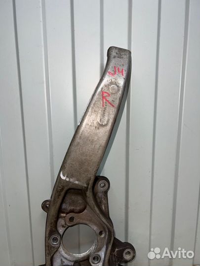 Кулак поворотный передний правый Jaguar Xj Long