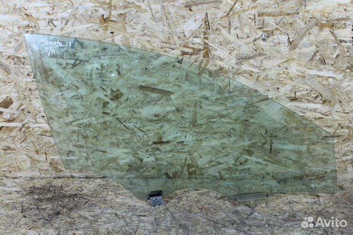 Стекло передней правой двери Hyundai Sonata 7