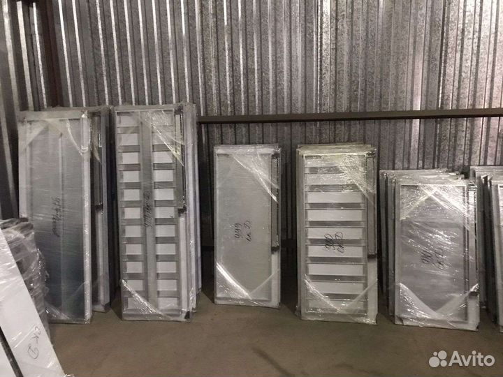 Мойки, столы, зонты вытяжные, полки