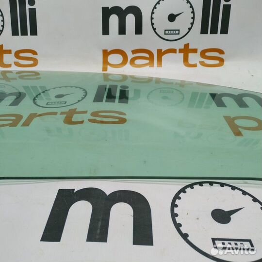 Стекло двери переднее правое Audi A5 8W 2018