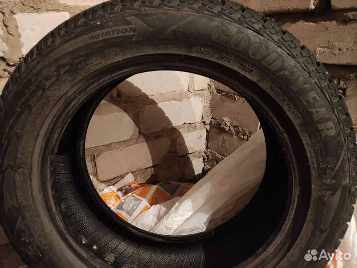 Goodyear UltraGrip Ice+ 205/55 R16