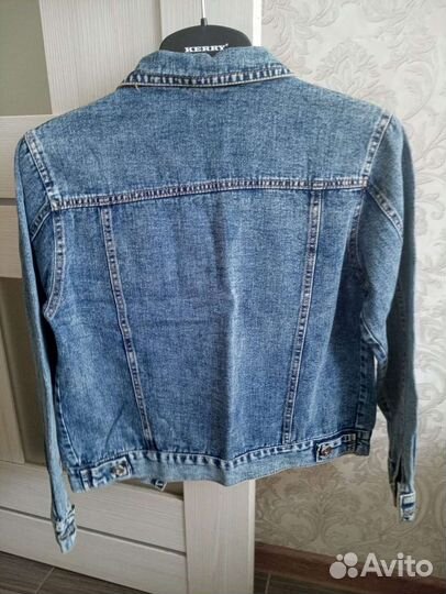 Джинсовая куртка для девочки 152