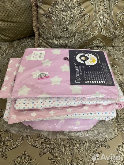 Постельное белье и одеяло Минни Маус