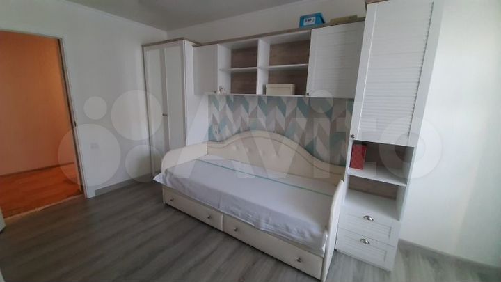 4-к. квартира, 76,2 м², 8/9 эт.