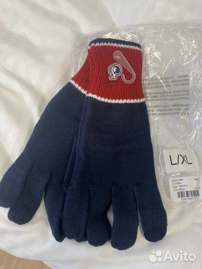 Комплект шапка шарф и перчатки бренда Bosco