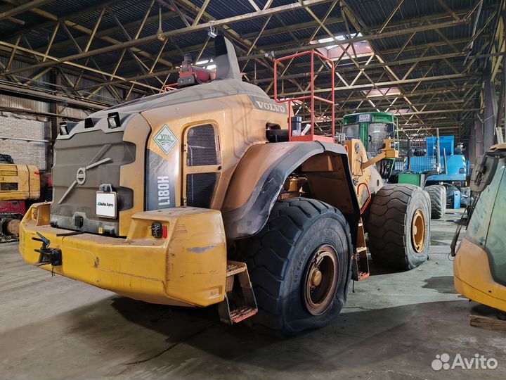 Фронтальный погрузчик Volvo L180H, 2016