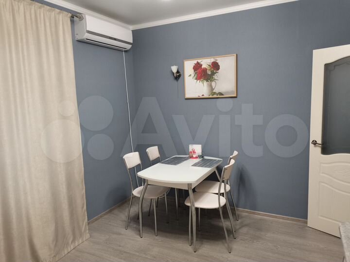 2-к. квартира, 66 м², 3/3 эт.