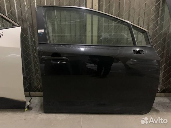 Дверь пассажира передняя Тойота corolla е210