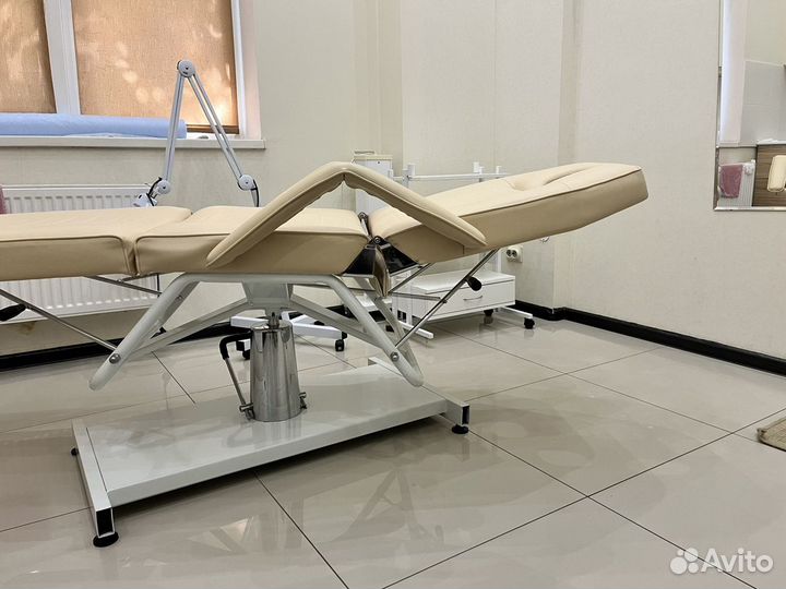 Кушетка косметологическая