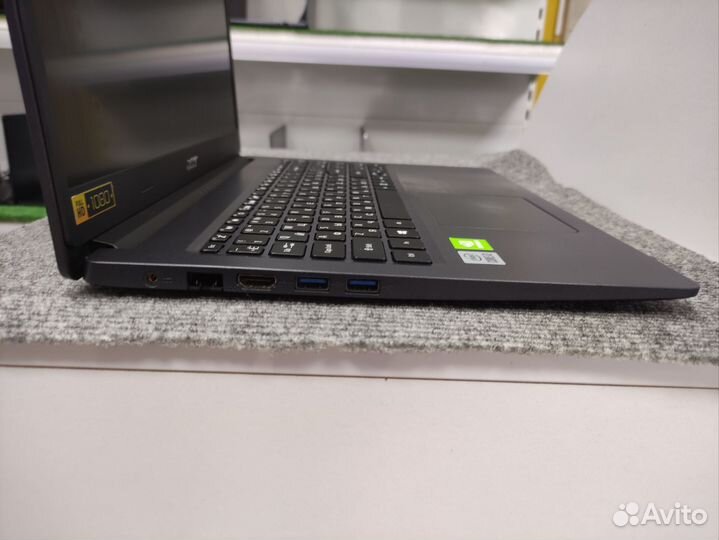 Игровой ноутбук Acer i3-1005G1 MX330 2GB 240GB SSD