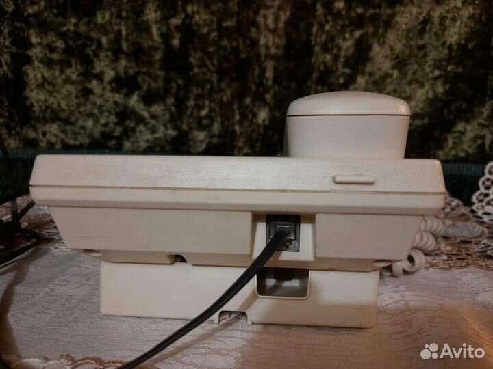 Стационарный телефон