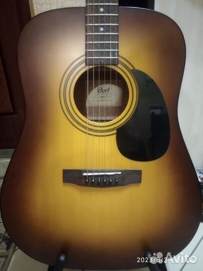 Cort AD-810 SSB. Много других гитар в профиле