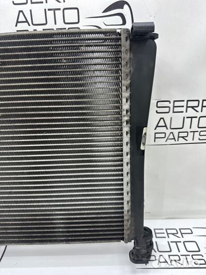 Радиатор двигателя Ford Fusion JU fyja 2006