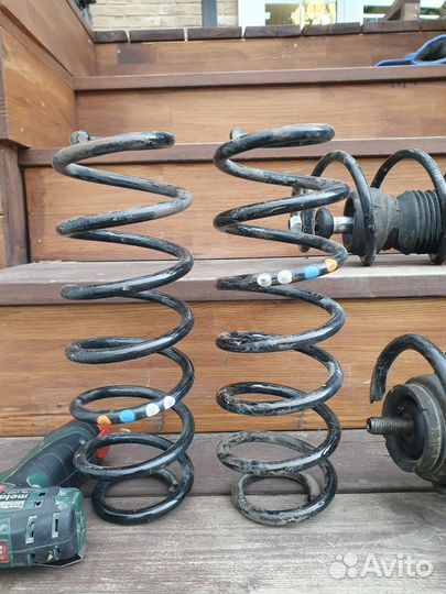 Амортизаторы Audi A1