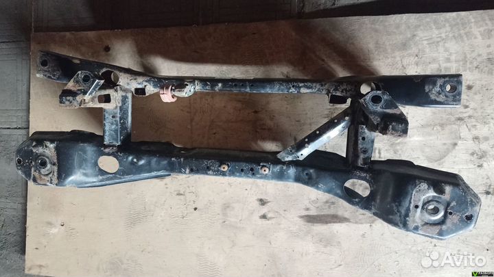 Подрамник задний Ford Focus 2