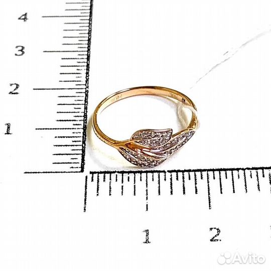 Золотое кольцо с фианитом 16р