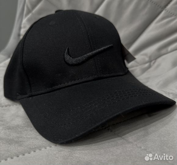Кепка бейсболка Nike белая черная унисекс