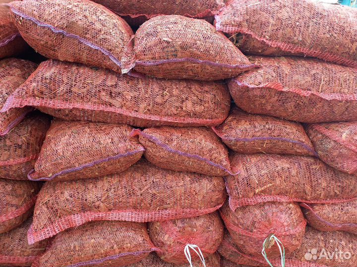 Кора лиственницы фр. 20-50 для ландшафта