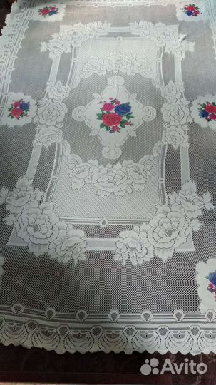 Скатерть ажурная с рисунком