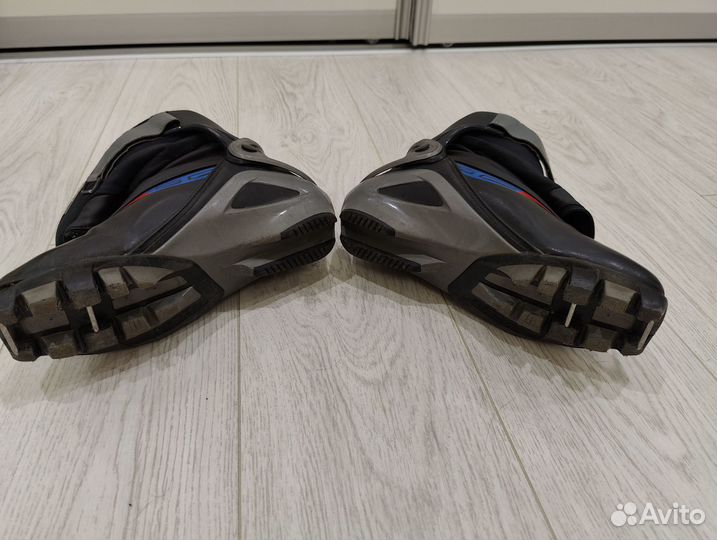 Лыжные ботинки salomon sns pilot