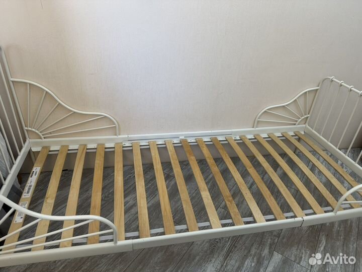 Раздвижная кровать IKEA