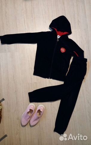 Спортивный костюм 7-9 лет+кроссовки 31,5