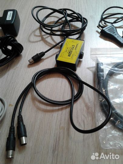 Провода, шнуры, роутер